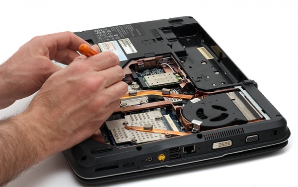 Broken Laptop Repair Cocmpany MA Hamilton Computer Repairs